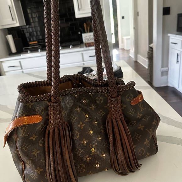 Authentic Louis Vuitton, that’s been refurbished and wallet - Picture 8 of 16